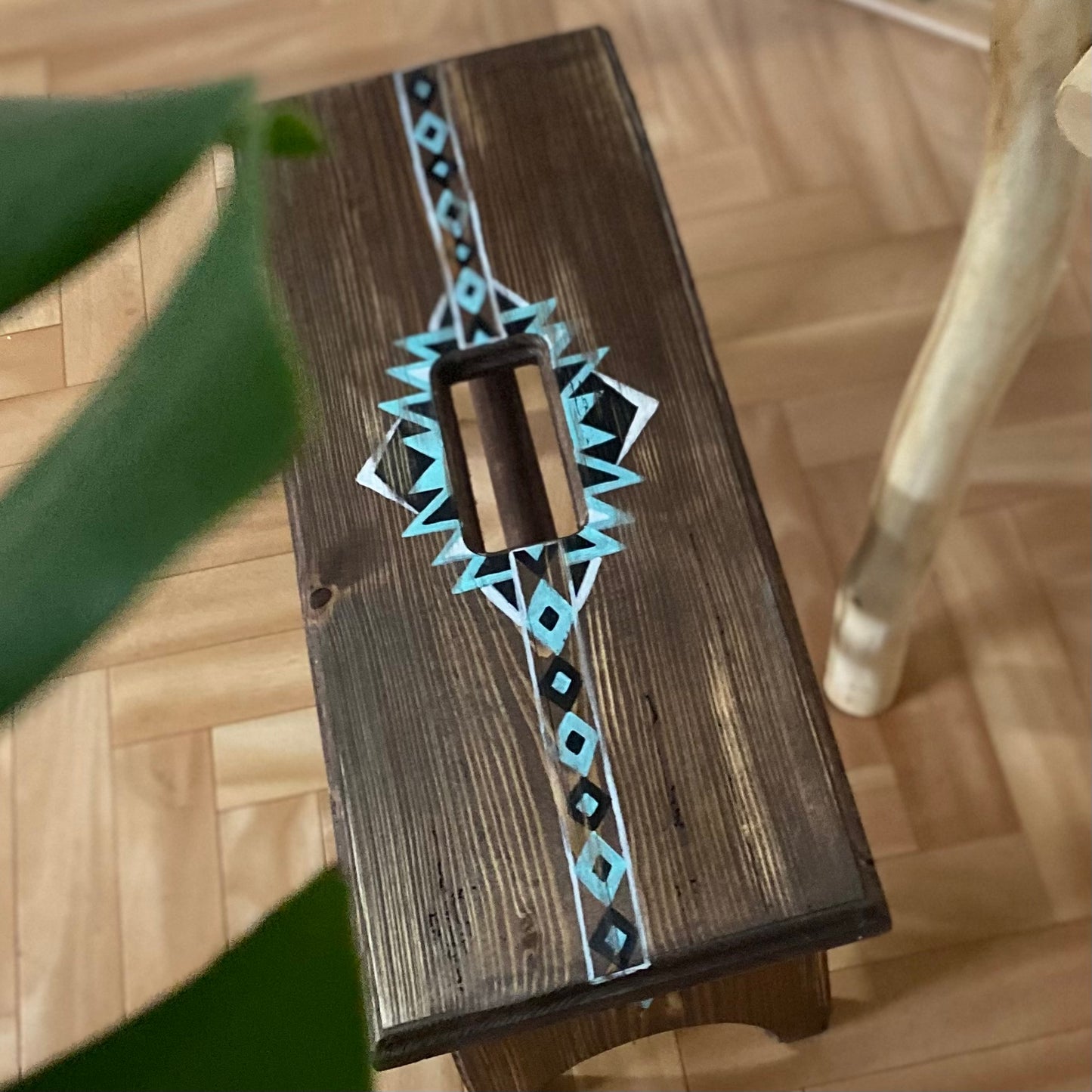 Stolička Aztec