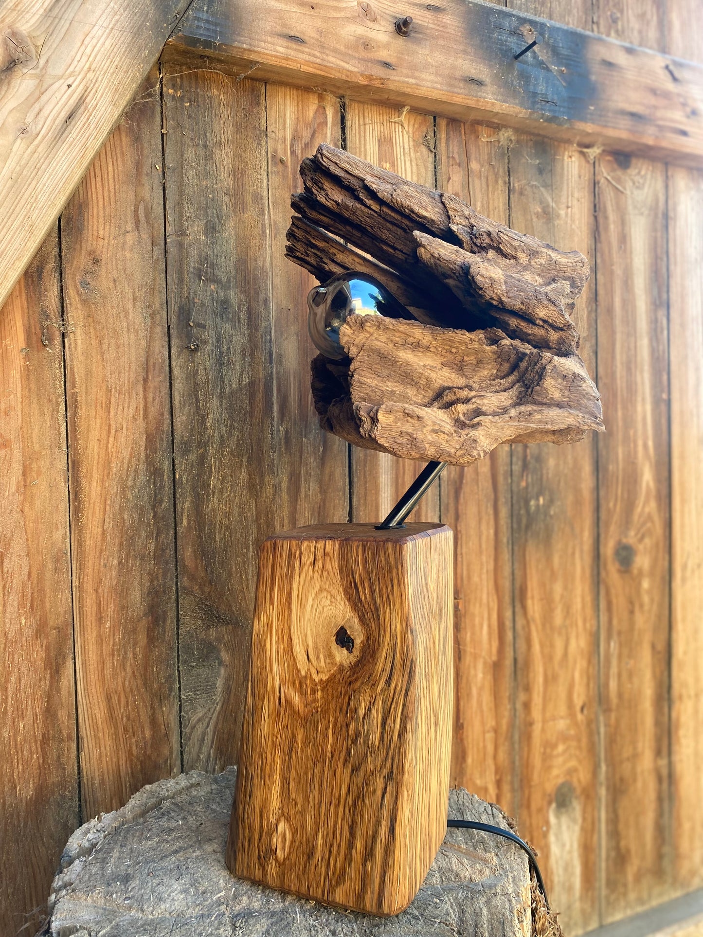 Lampa Roots Fossil