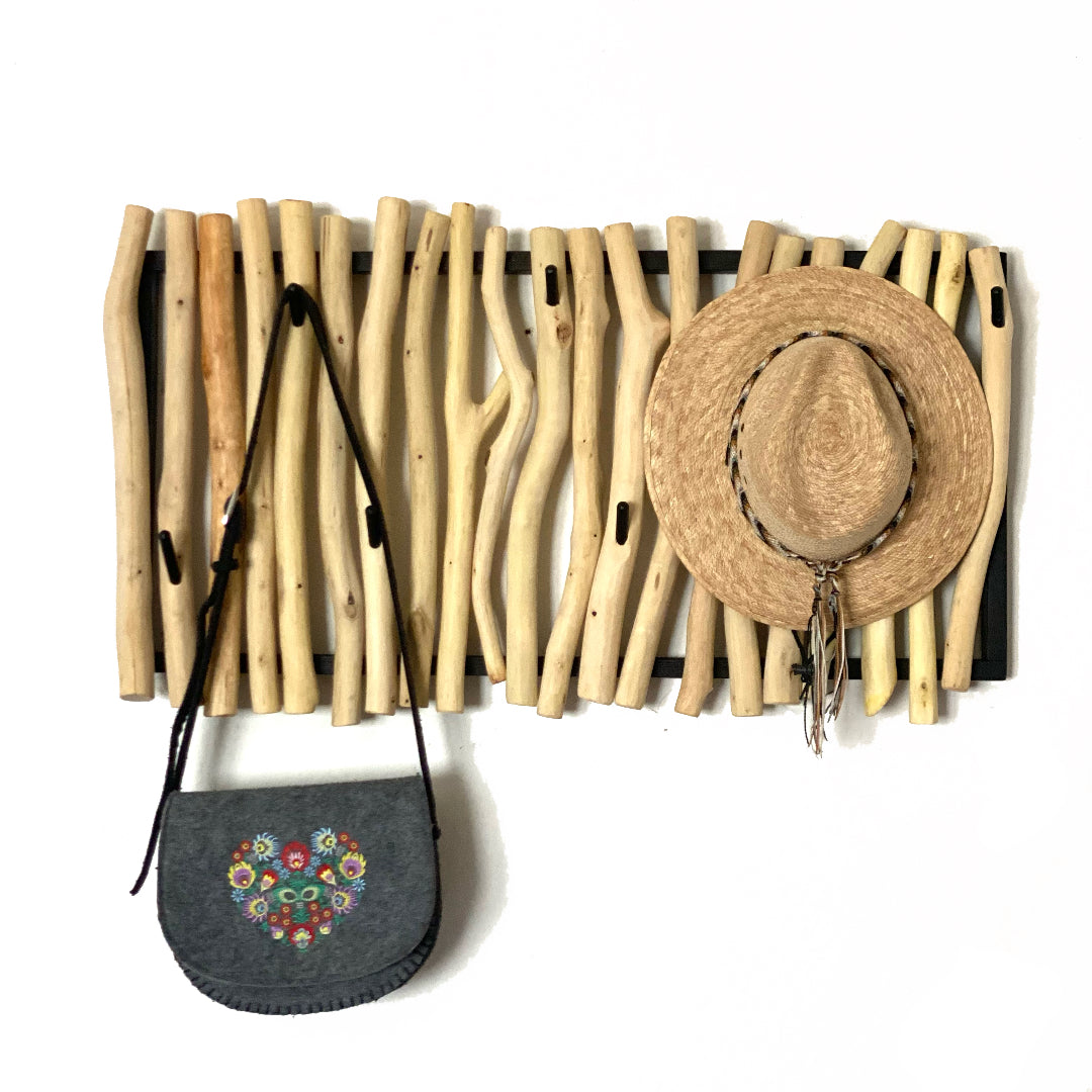 Bukový věšák Madlen